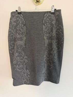 H&M Grey Floral Jacquard Pencil Skirt